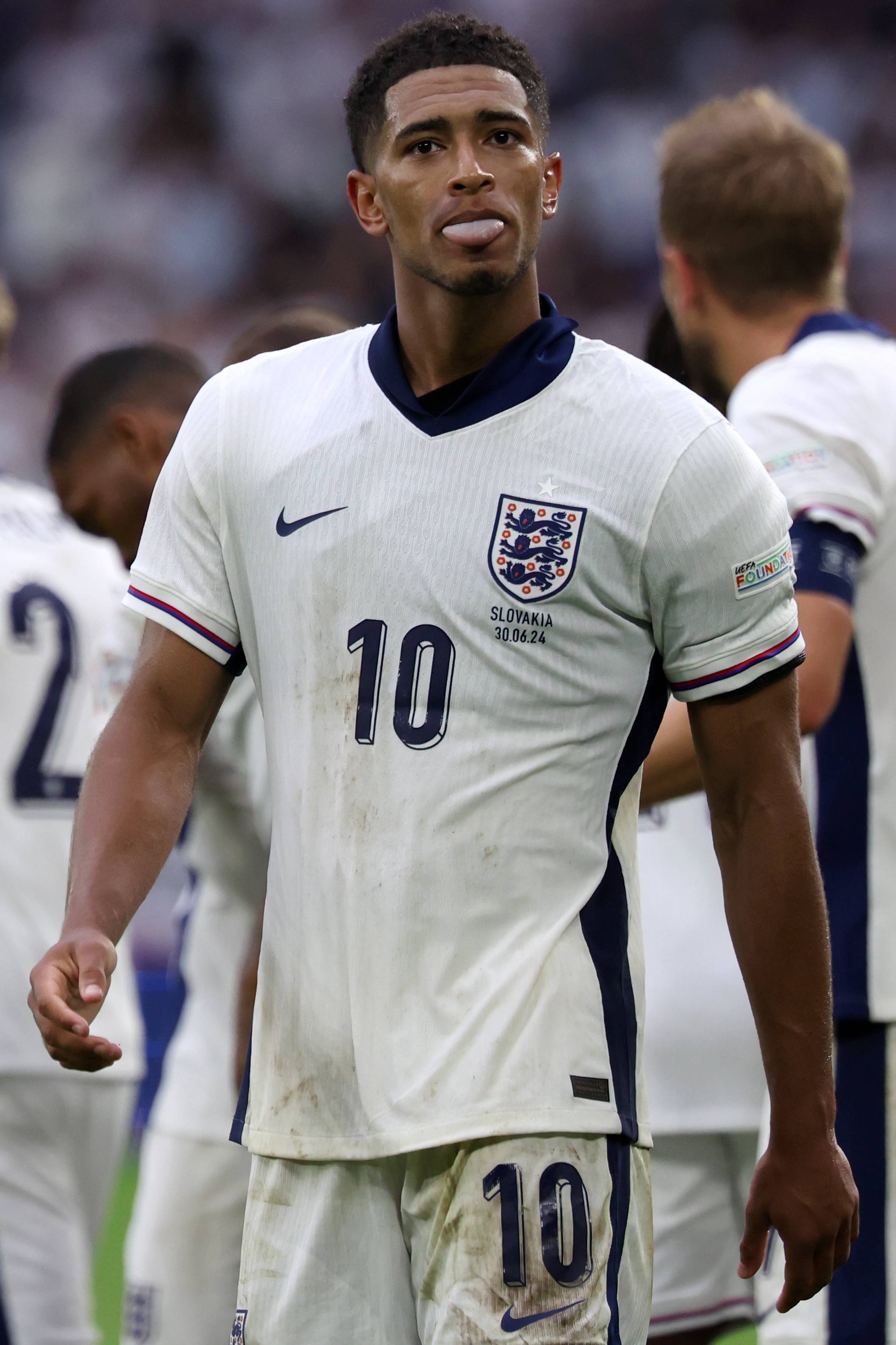 英格兰队对阵匈牙利,以比获得欧预赛胜利 英格兰队对阵匈牙利,以比获得欧预赛胜利