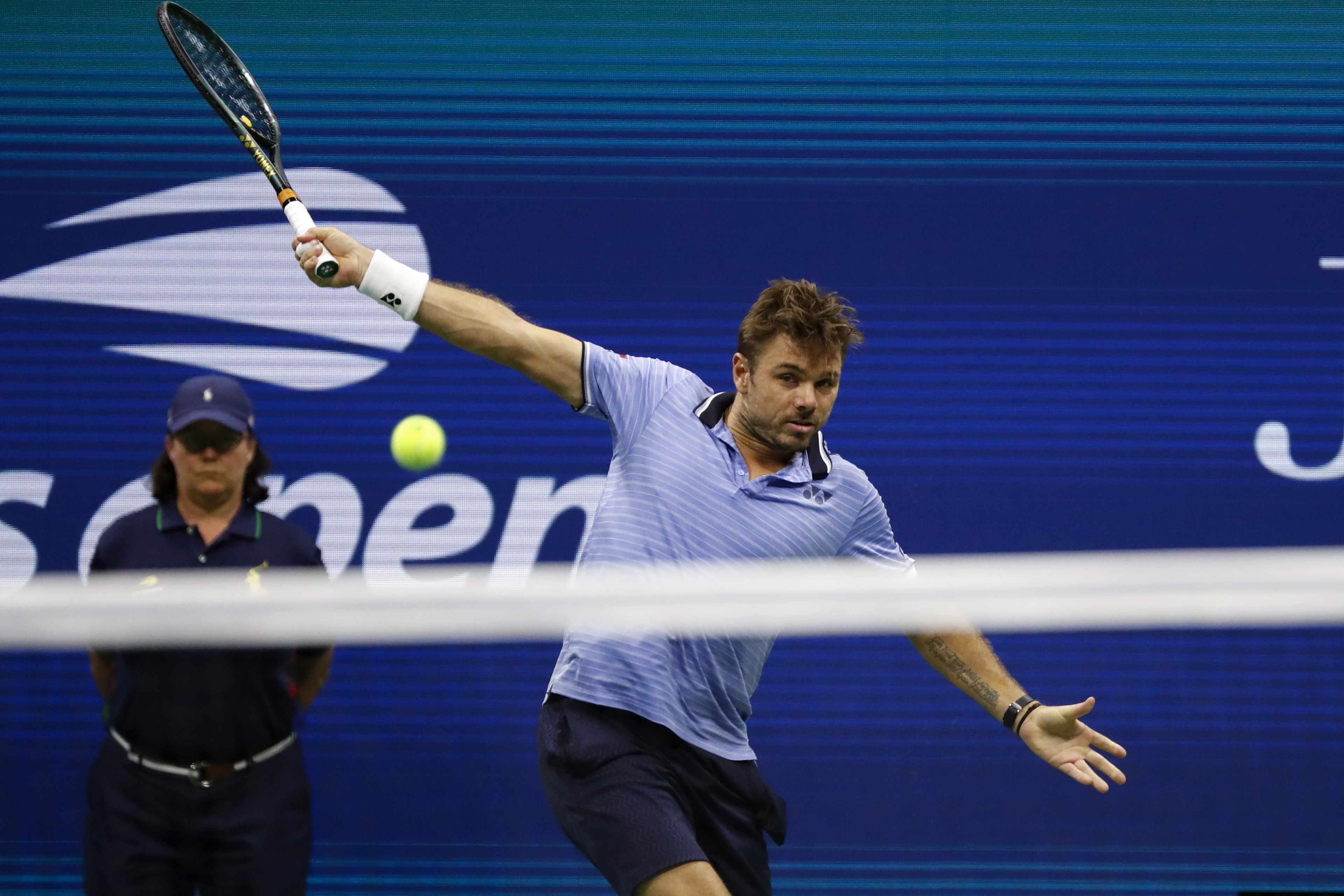 美国网球队险胜德国网球队,瓦林卡制霸全场 美国网球队险胜德国网球队,瓦林卡制霸全场