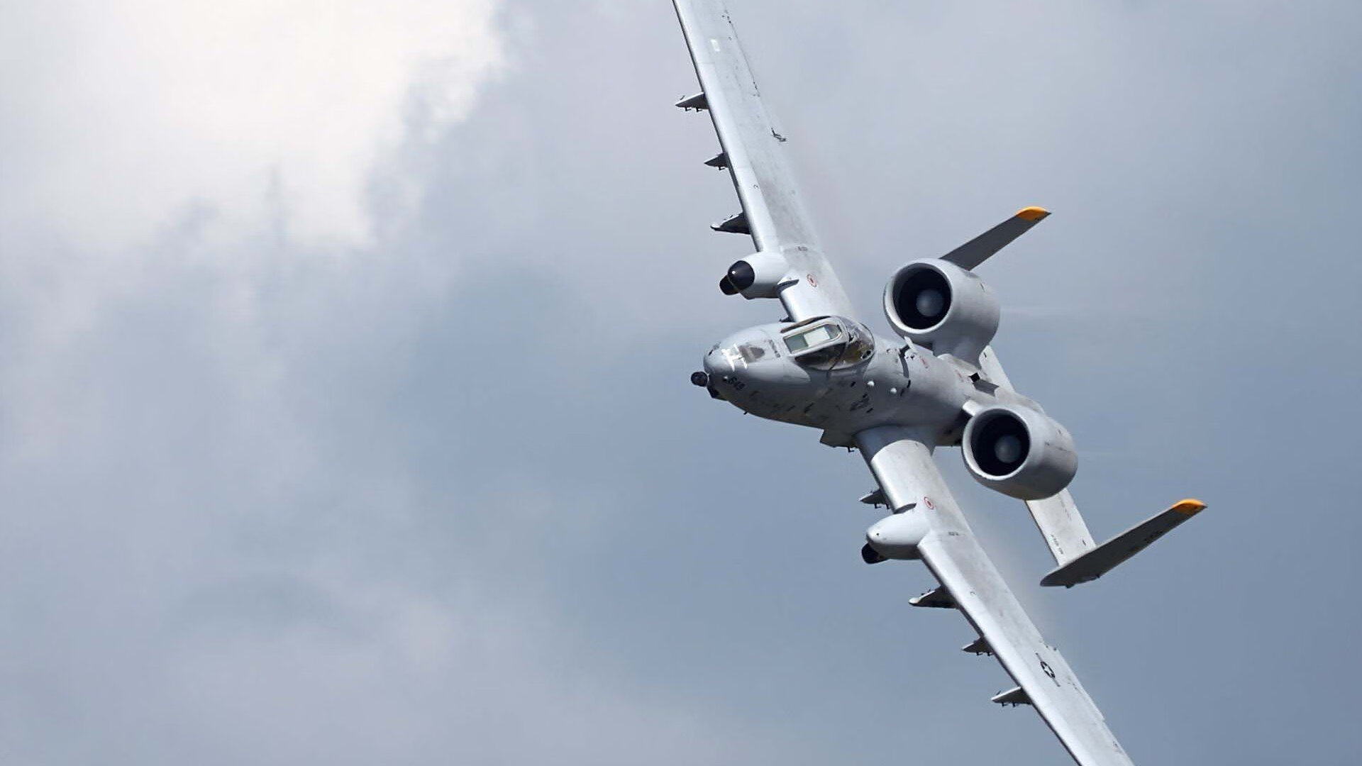 欧冠欧联双线告捷，基耶萨爆发闪耀全场，比利亚雷亚尔淘汰赛力克里昂晋级