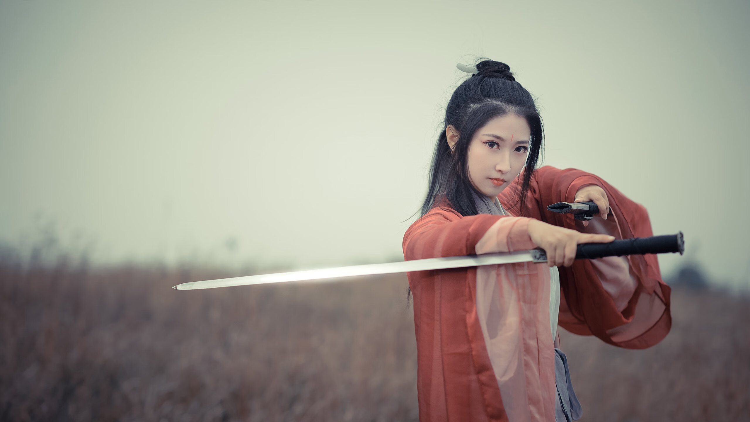 浓眉关键爆发助吉林队硬仗险胜篮网，决胜时刻显巨星本色