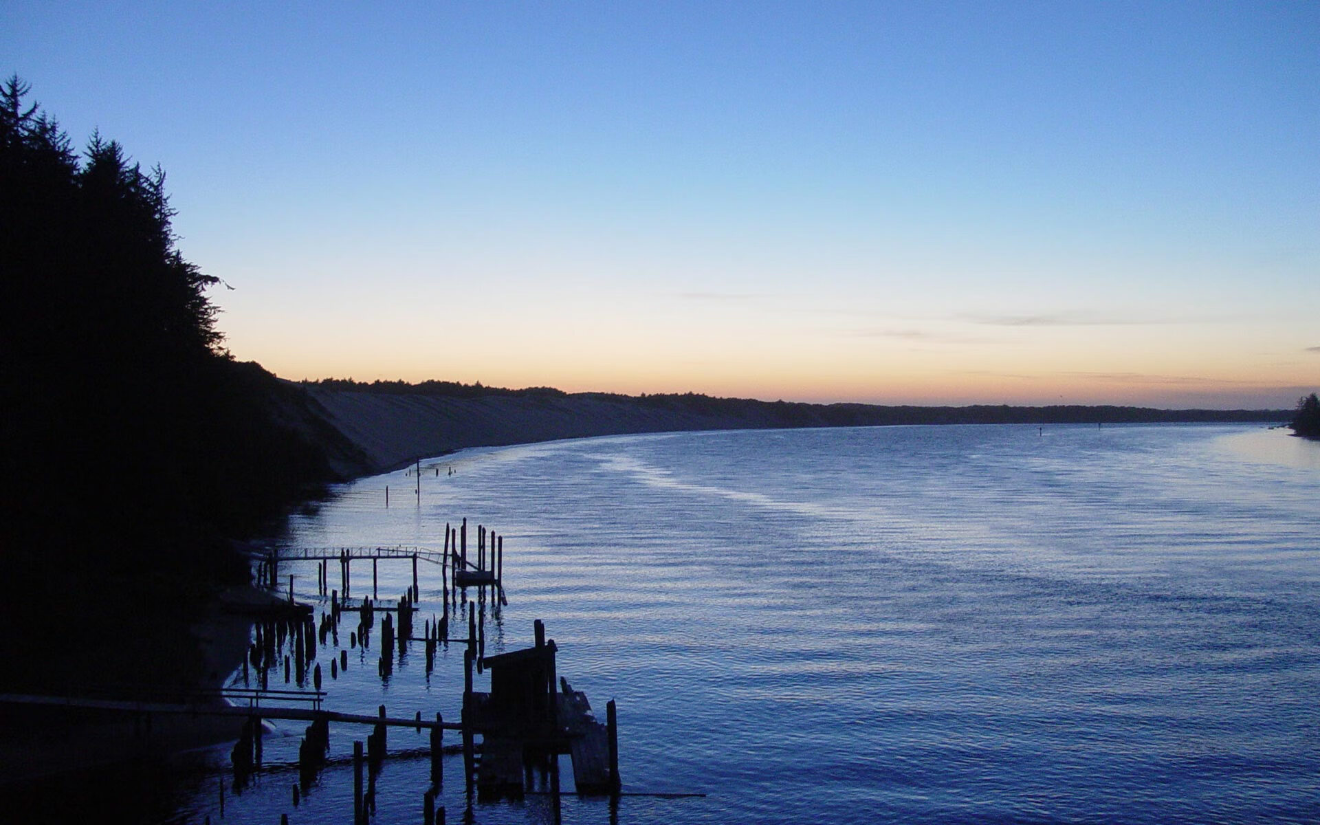 巴黎梦魇笼罩里昂，姆巴佩闪电击碎悬念，比赛提前进入垃圾时间